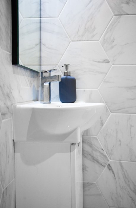 Bathroom tile flooring